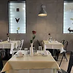 Frederikspark, 24h Check-in, Free Parking And Wifi 3*
