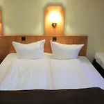 Frederikspark, 24h Check-in, Free Parking And Wifi 3*