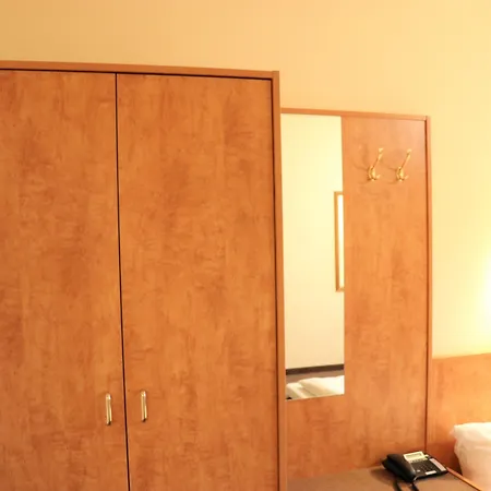 Frederikspark, 24h Check-in, Free Parking And Wifi 3*