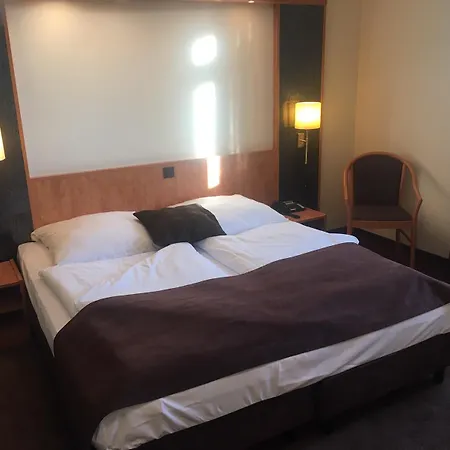 Frederikspark, 24h Check-in, Free Parking And Wifi 호텔