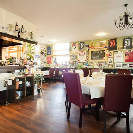 Frederikspark, 24h Check-in, Free Parking And Wifi 노르더슈테트