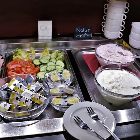 Отель Frederikspark, 24h Check-in, Free Parking And Wifi Нордерштедт