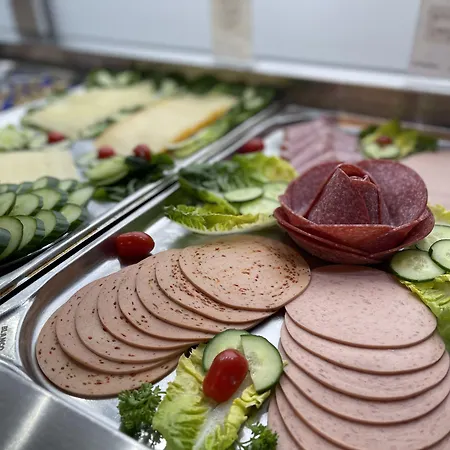 Frederikspark, 24h Check-in, Free Parking And Wifi 3* Нордерштедт