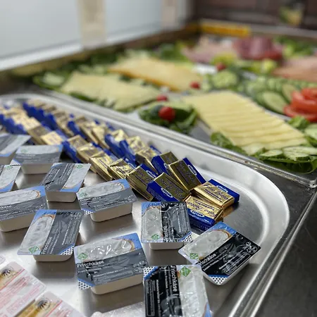 Frederikspark, 24h Check-in, Free Parking And Wifi Отель 3*