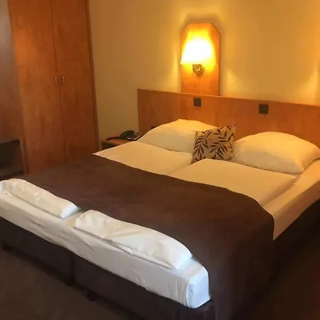 Отель Frederikspark, 24h Check-in, Free Parking And Wifi