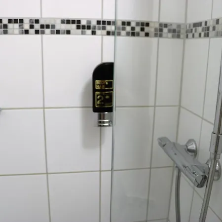 Frederikspark, 24h Check-in, Free Parking And Wifi 3* Нордерштедт